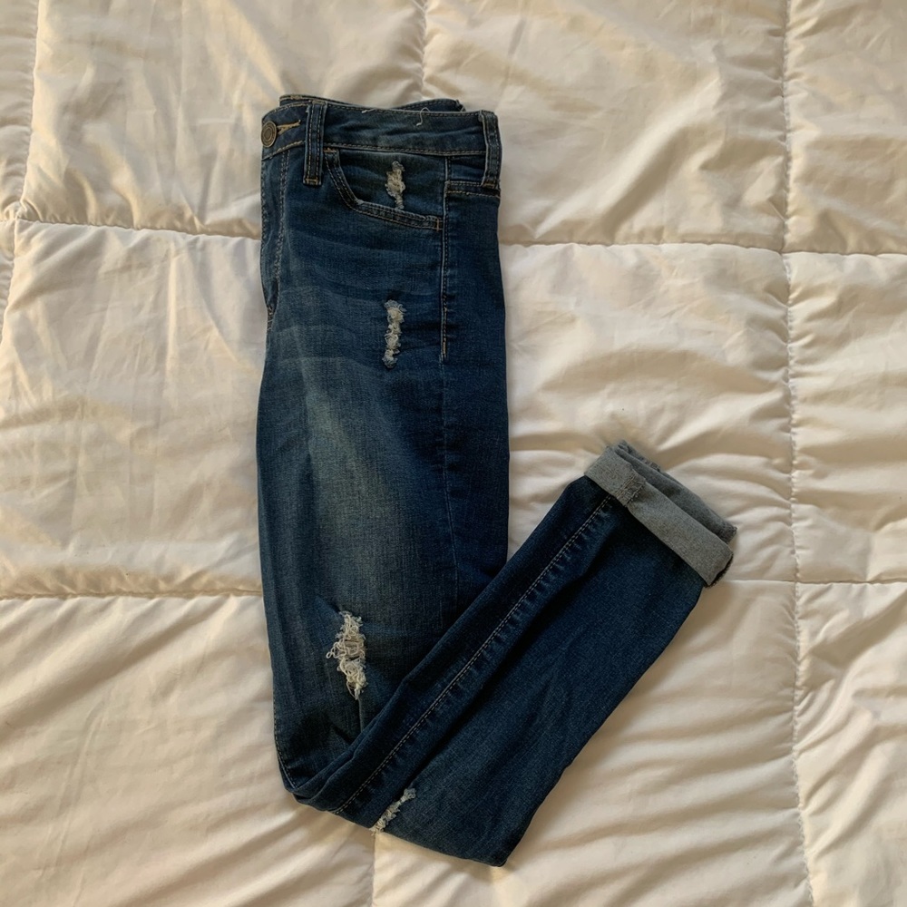 ripped skinny jeans